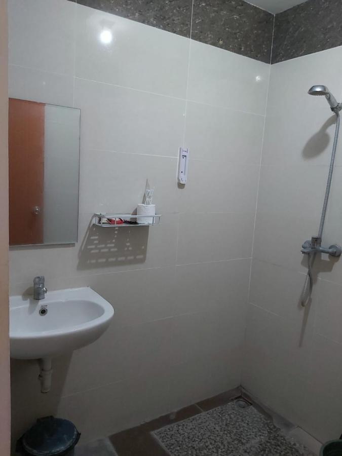 Hotel Larensia Labuan Bajo Room photo